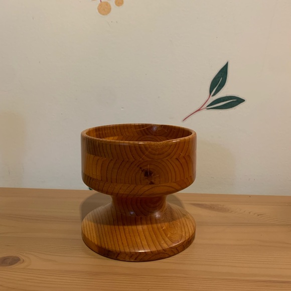 Handcrafted vintage wooden trinket dish / chalice - Picture 3 of 7